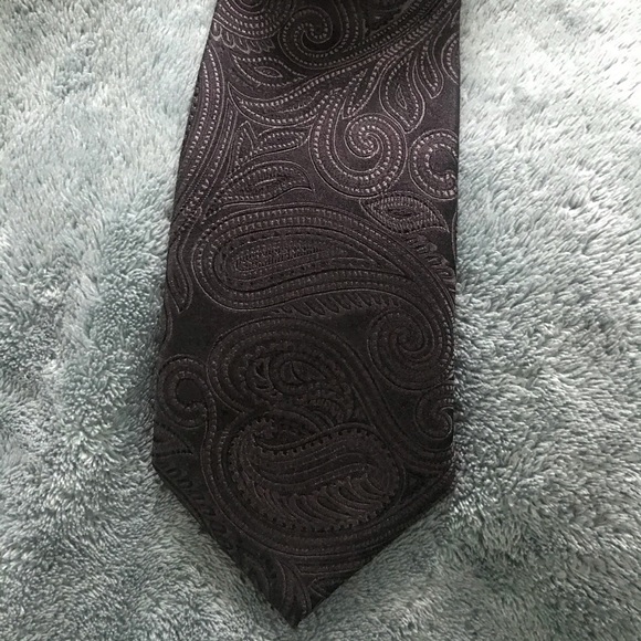 Donald J Trump Signature Black Paisley Evening Tie - Picture 3 of 8